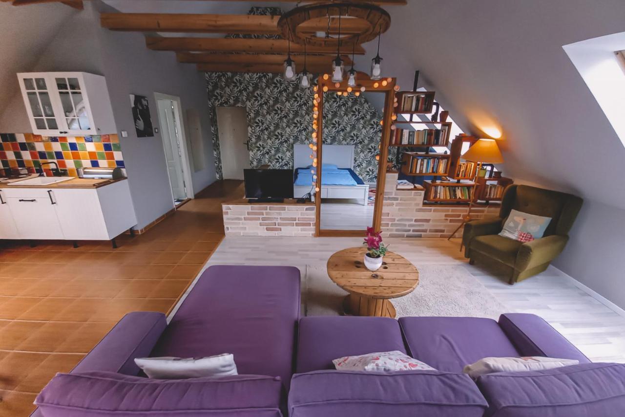 Pannonia Apartment God Ngoại thất bức ảnh
